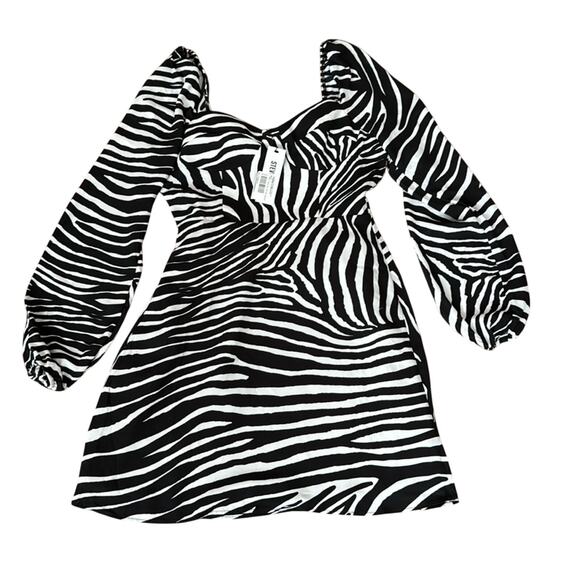 Steve Madden Dresses & Skirts - Steve Madden Zebra Print Mini Dress NWT Size 4